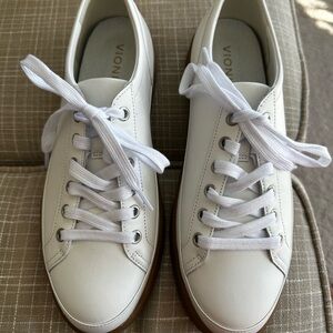Vionic Winny - White Leather Sneakers